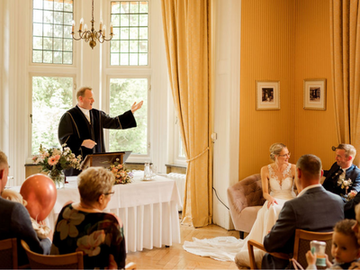ceremonie binnen2